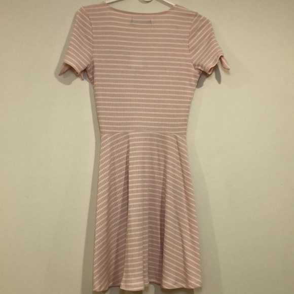 Abercrombie Pink Dress - Picture 5 of 6
